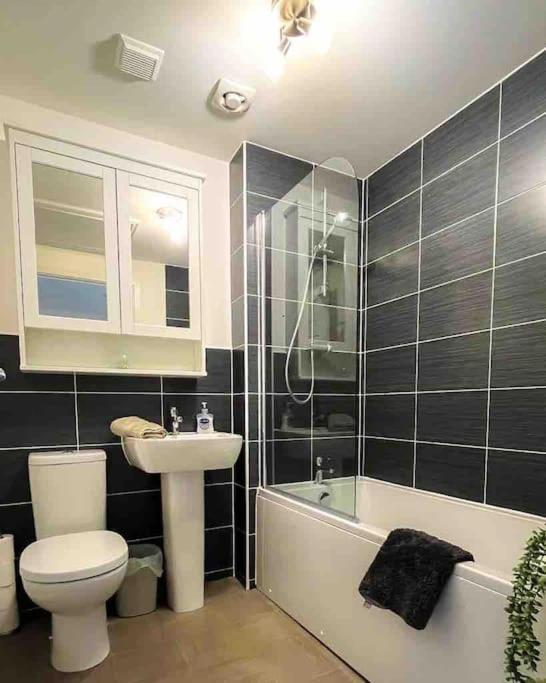 Loch Leven Getaway - 2 Bed House Apartment Kinross Ngoại thất bức ảnh